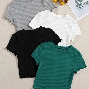 Size 2x cropped tops but fit like size xl